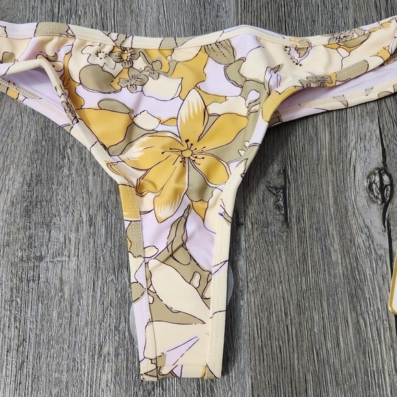 New!For Love and Lemons Bikini Bottom Floral Cheeky‎ Bottom Swim - Picture 3 of 7